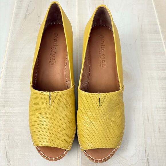 Gentle Souls by Kenneth Cole Butter Yellow Leather Wedge Espadrilles Sz 11M - Picture 9 of 11